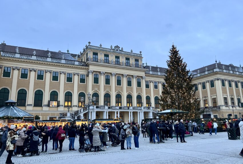 Schönbrunn Palace Christmas Market