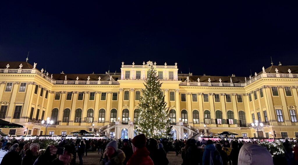 Schönbrunn Palace Christmas Market