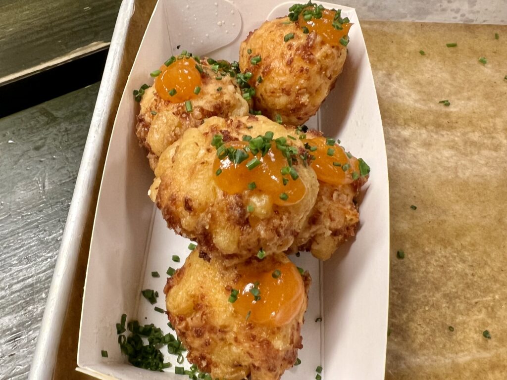 Mac-n-cheese bites at Warpigs