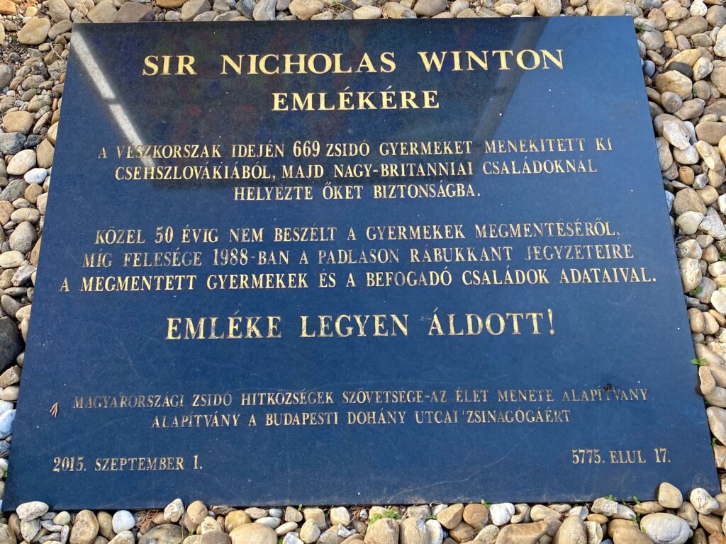 Sir Nicholas Winton Memorial Plaque