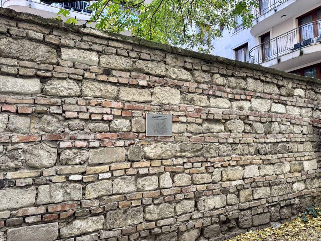 Remains of the Ghetto's Wall, 15 Király Street