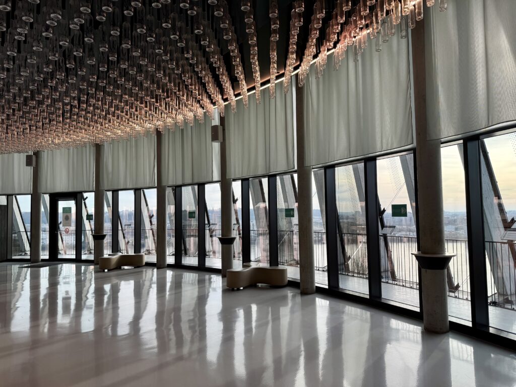 The Belvedere Rooftop Bar at Cité du Vin