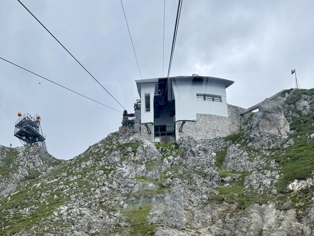Seegrube to Hafelekar Entering Hafelekar Station
