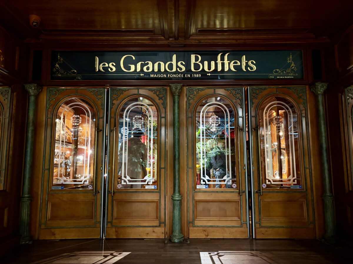 Les Grands Buffets
