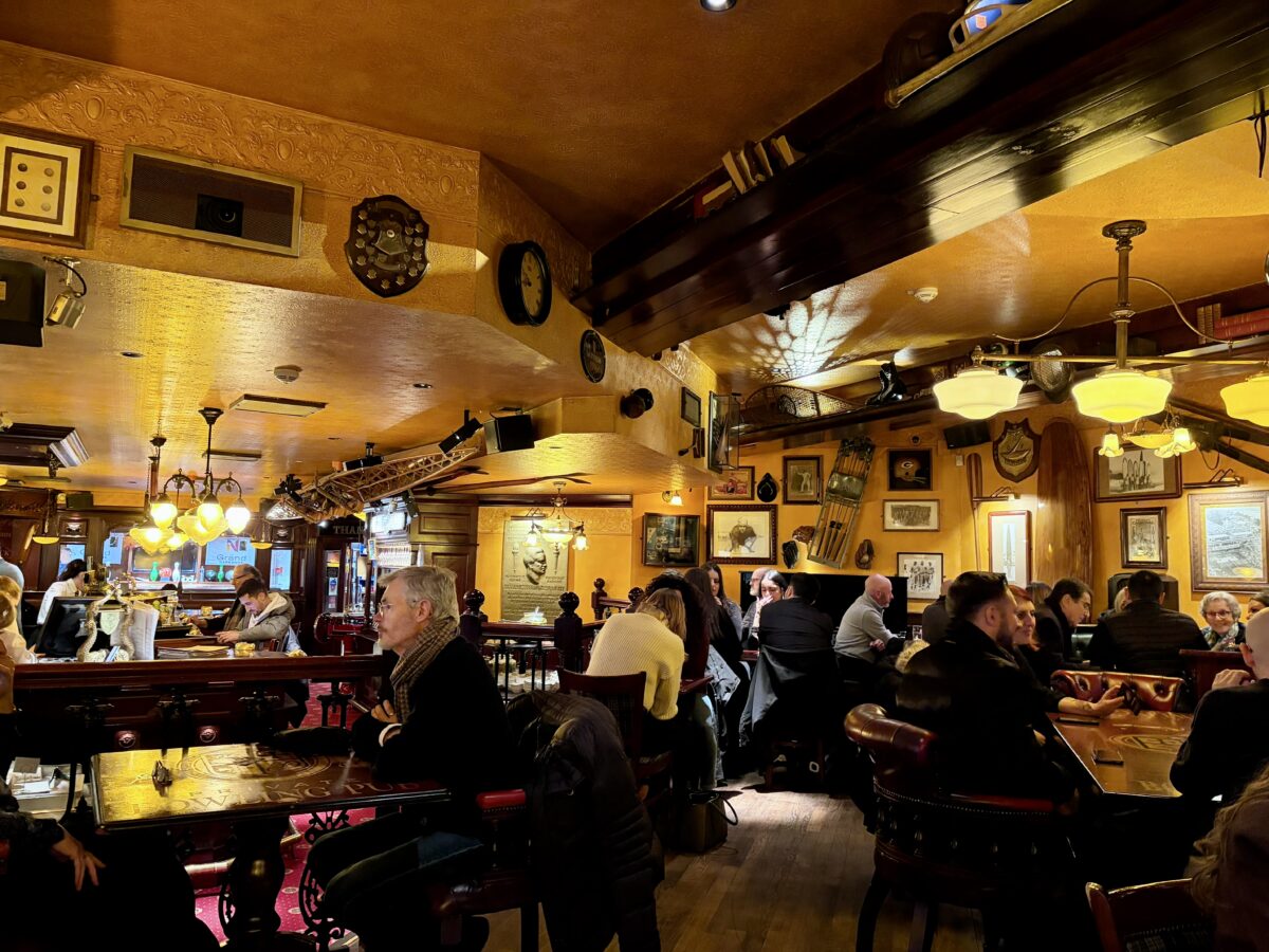 The Pub at Les Grands Buffets