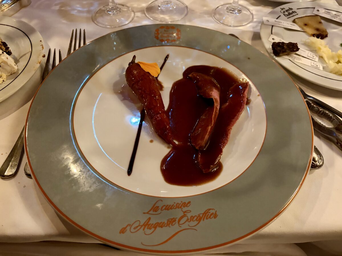 The Canard au sang at Les Grands Buffets