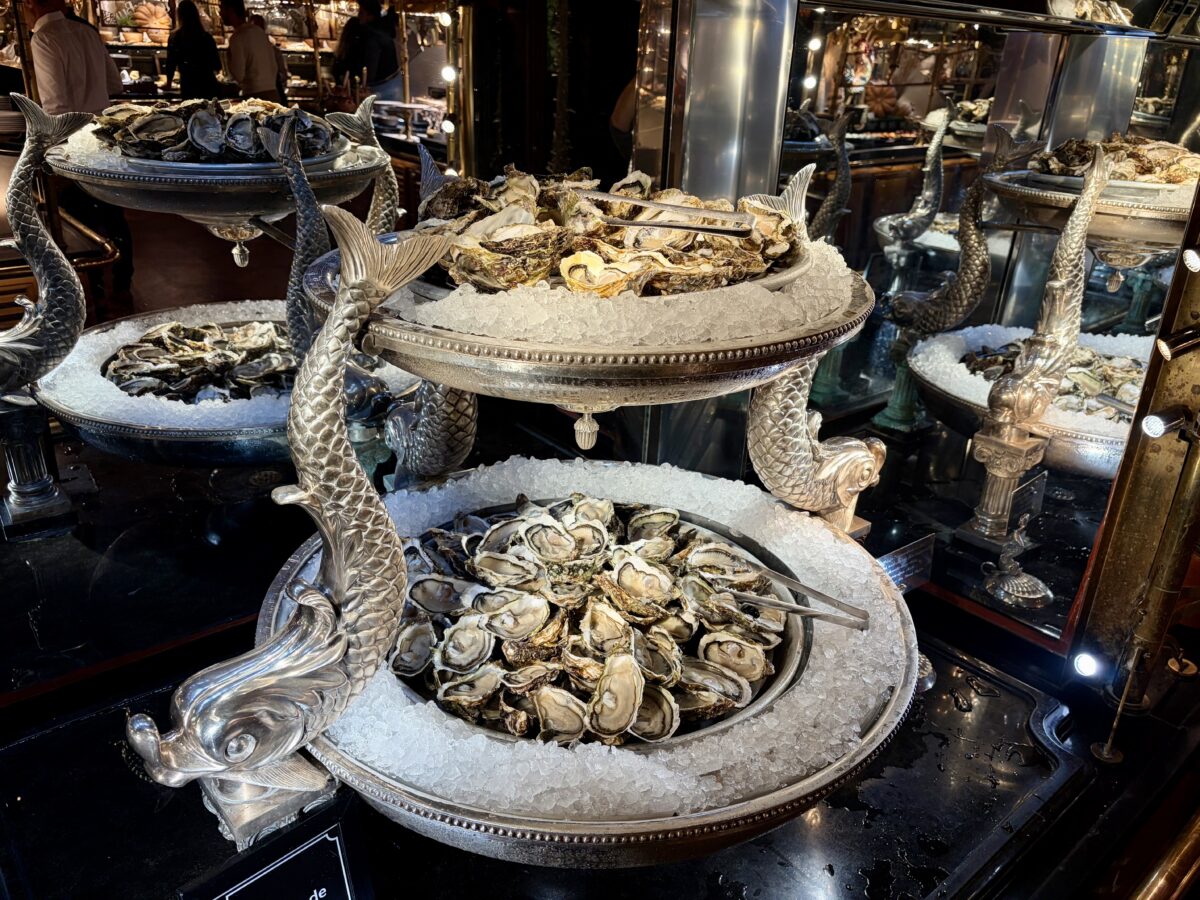 Oyster Tower at Les Grands Buffets