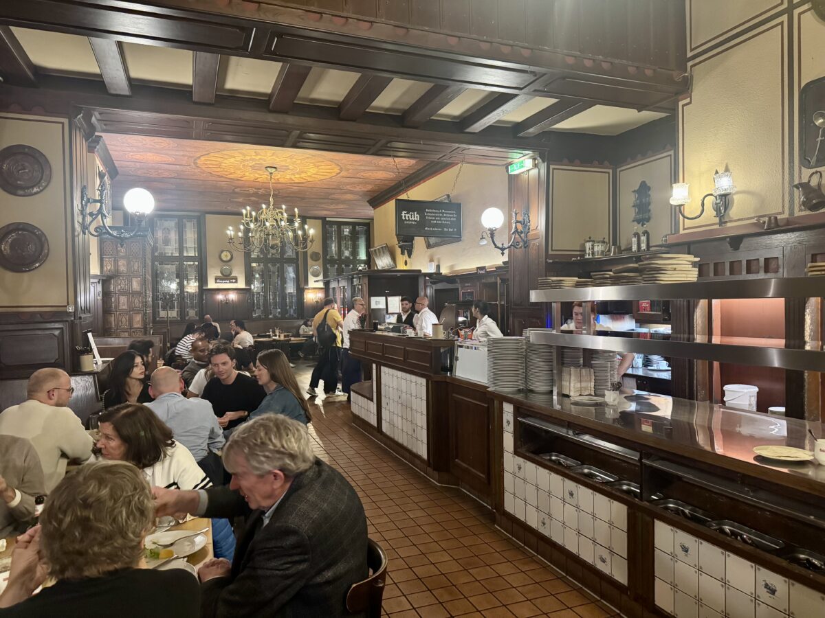 Interior of Brauhaus Früh