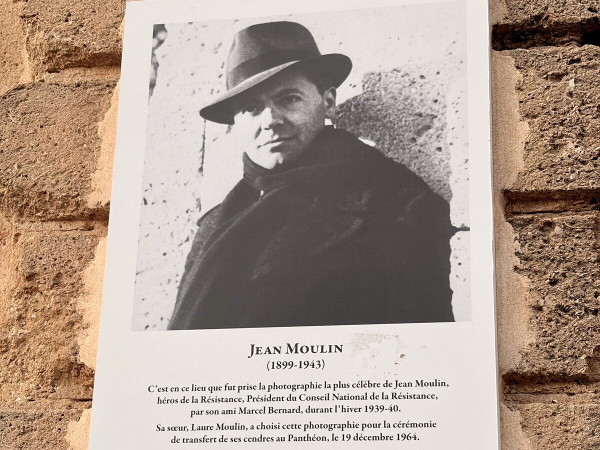 Jean Moulin Plaque