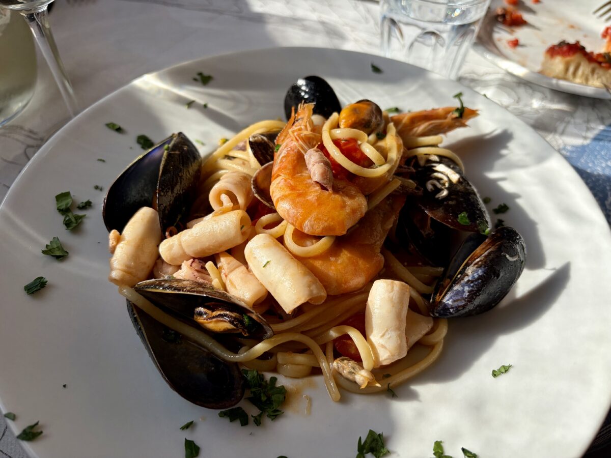 Seafood Linguine at Ristorante da Mario